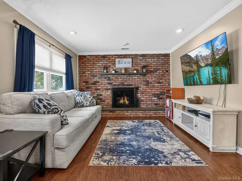 7 Staubitz Avenue Pearl River NY 10965