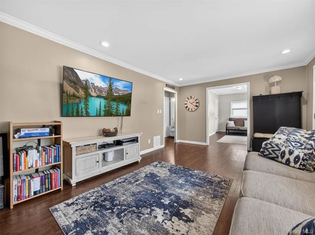 7 Staubitz Avenue Pearl River NY 10965