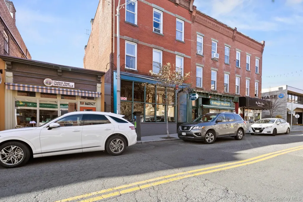 8 N Broadway Nyack NY 10960