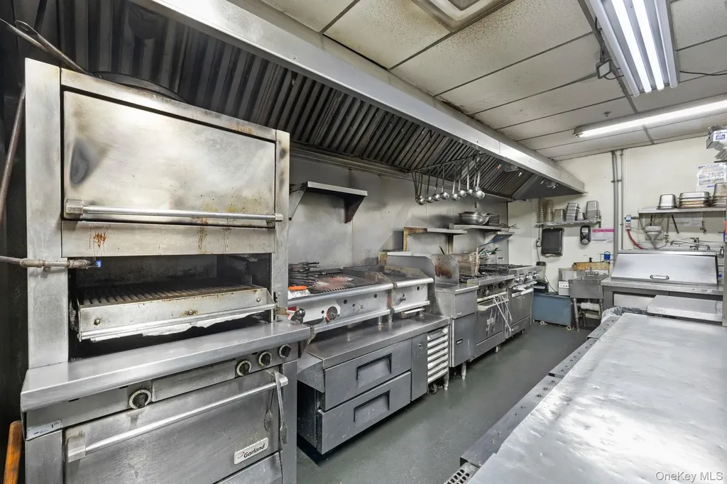 8 N Broadway Nyack NY 10960