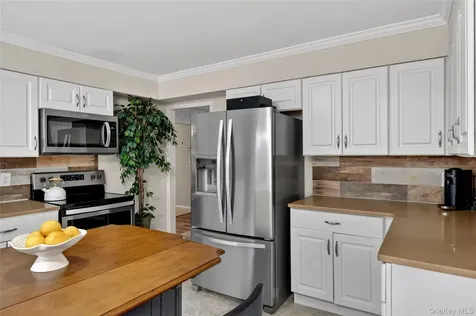 14 Caterson Terrace Hartsdale NY 10530