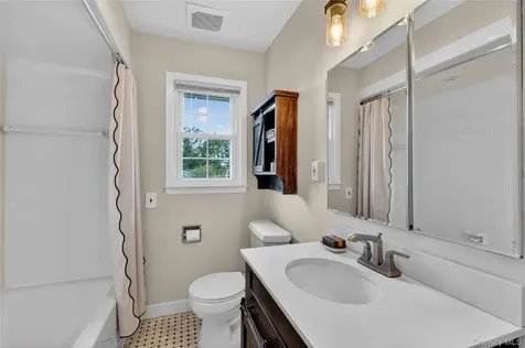 14 Caterson Terrace Hartsdale NY 10530