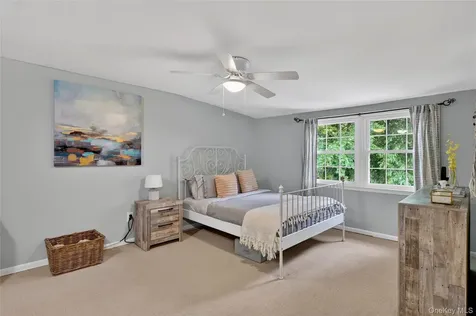 14 Caterson Terrace Hartsdale NY 10530