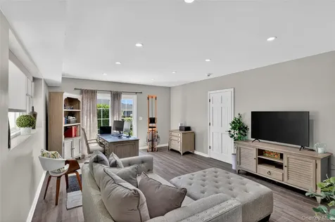14 Caterson Terrace Hartsdale NY 10530