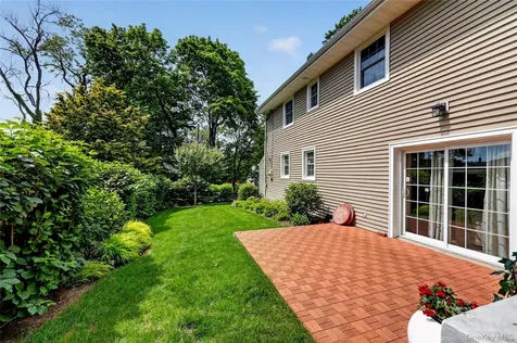 14 Caterson Terrace Hartsdale NY 10530