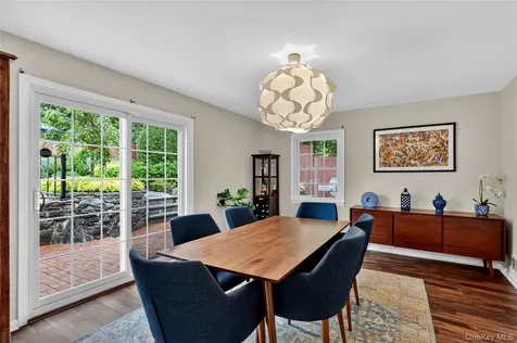 14 Caterson Terrace Hartsdale NY 10530