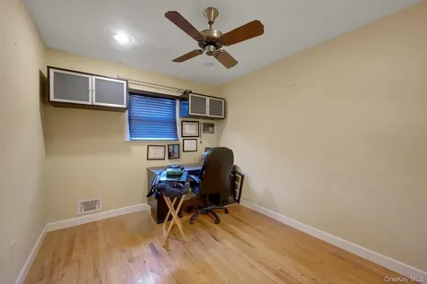59 Valerie Drive Yonkers NY 10703