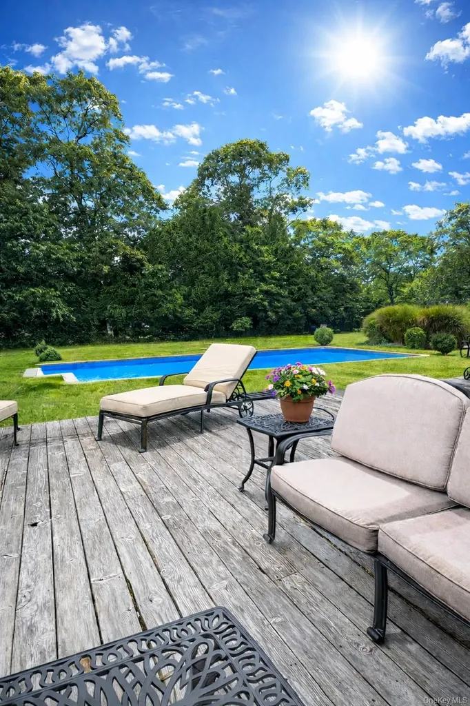 79 Jagger Lane Westhampton NY 11977