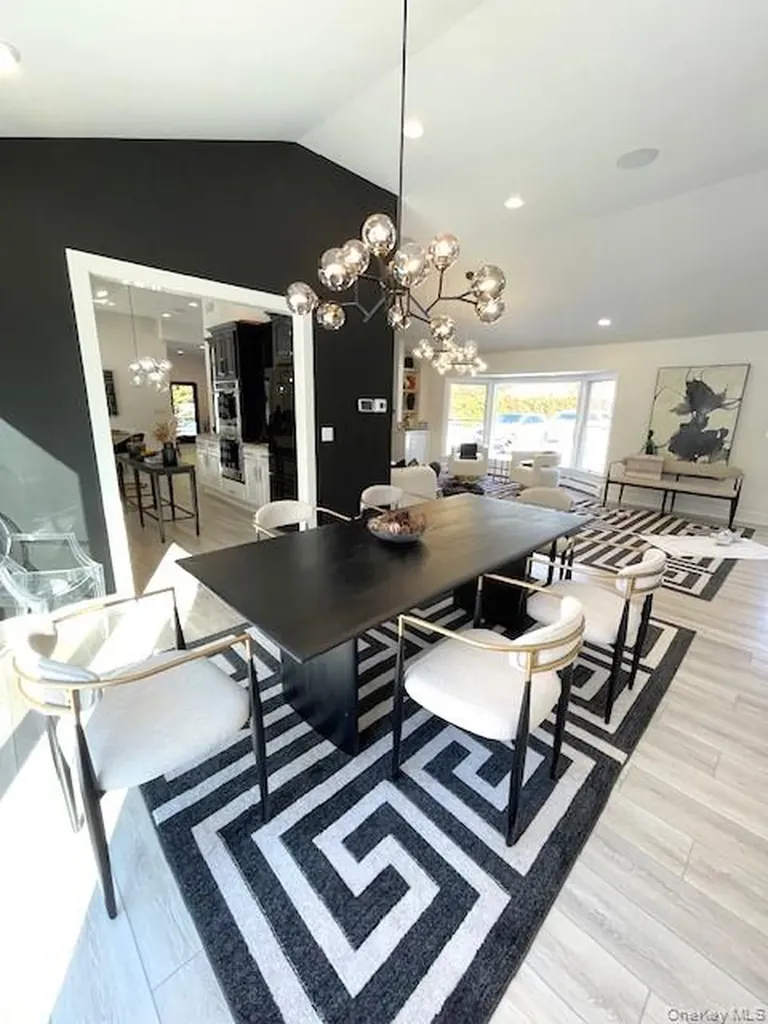 79 Jagger Lane Westhampton NY 11977