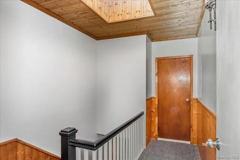 58-29 60th Lane Maspeth NY 11378