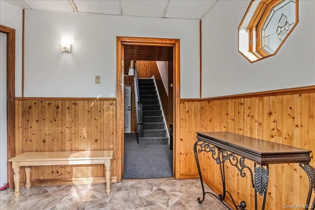 58-29 60th Lane Maspeth NY 11378