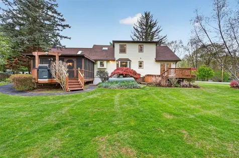 15 Schuylkill Court Carmel NY 10512