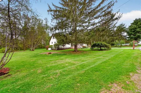 15 Schuylkill Court Carmel NY 10512