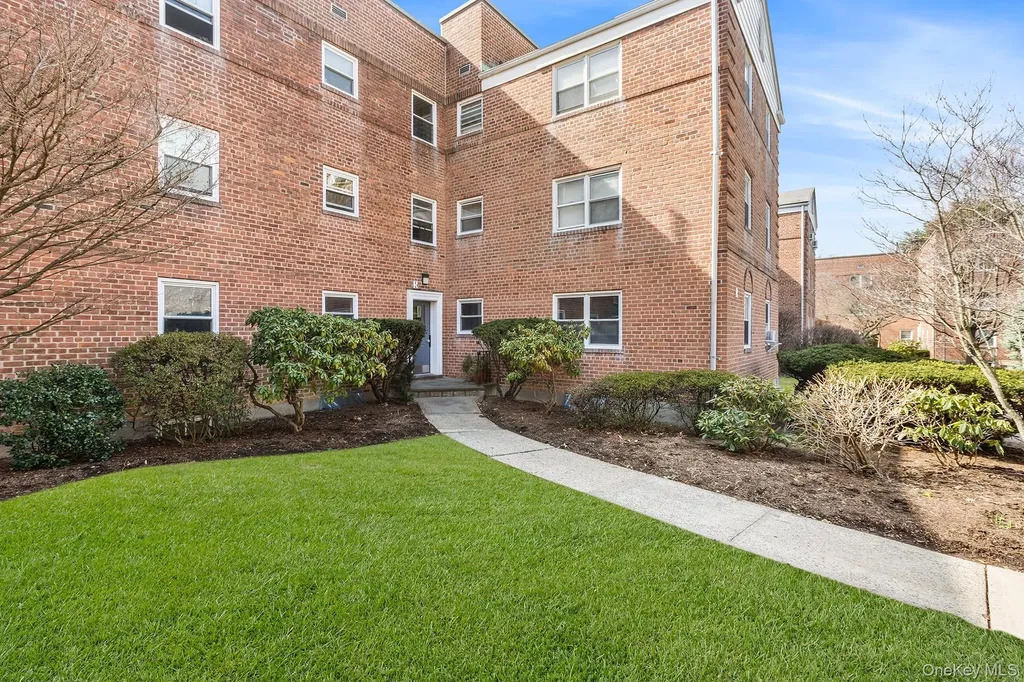 320 S Broadway Tarrytown NY 10591