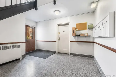 320 S Broadway Tarrytown NY 10591
