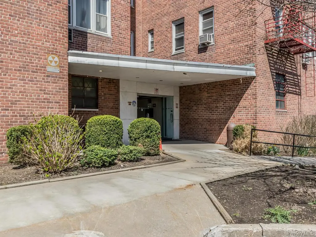 245 Rumsey Road Yonkers NY 10701