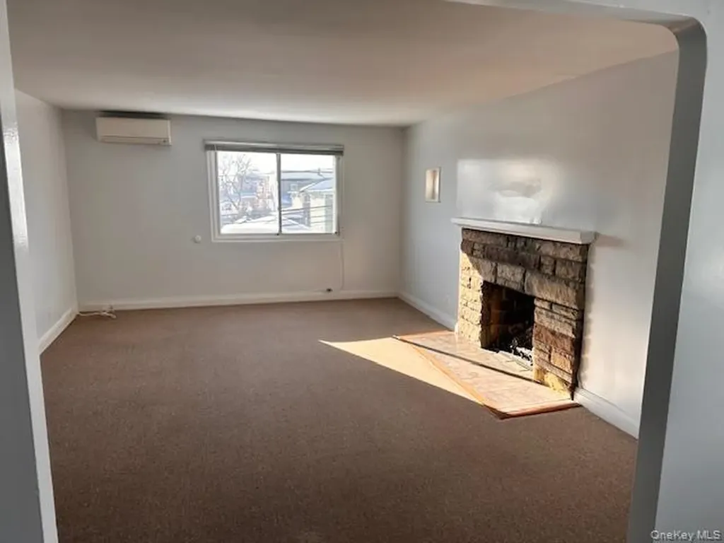 122 Cornelius Street Freeport NY 11520