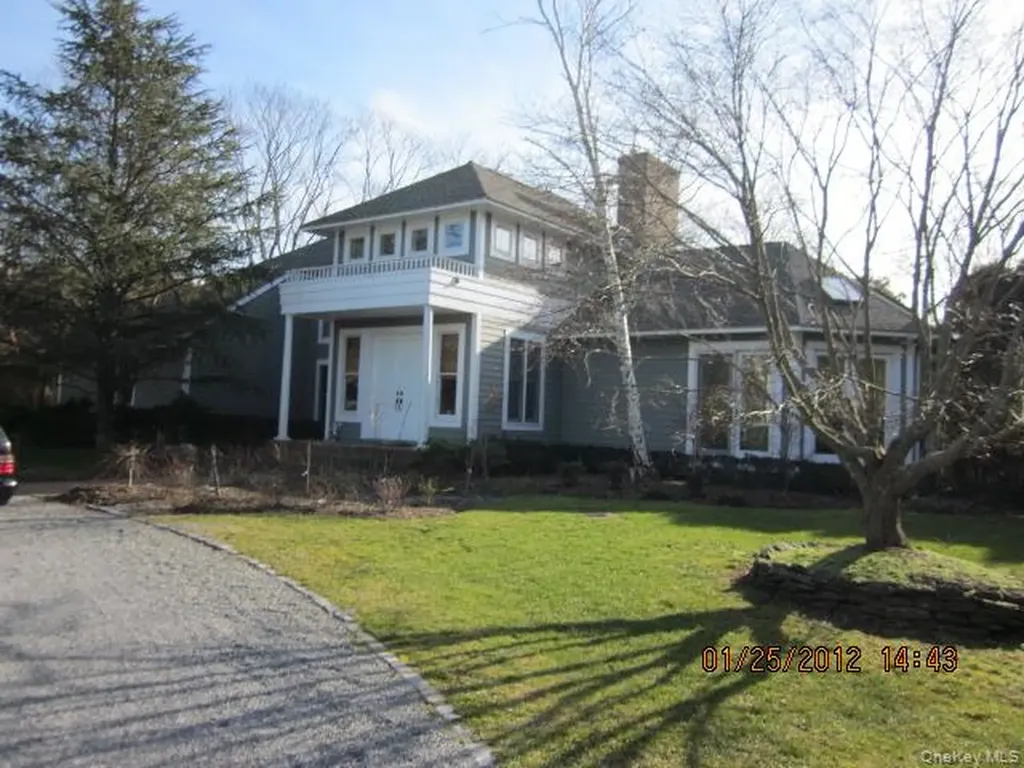 3 Plume Grass Way Westhampton NY 11977