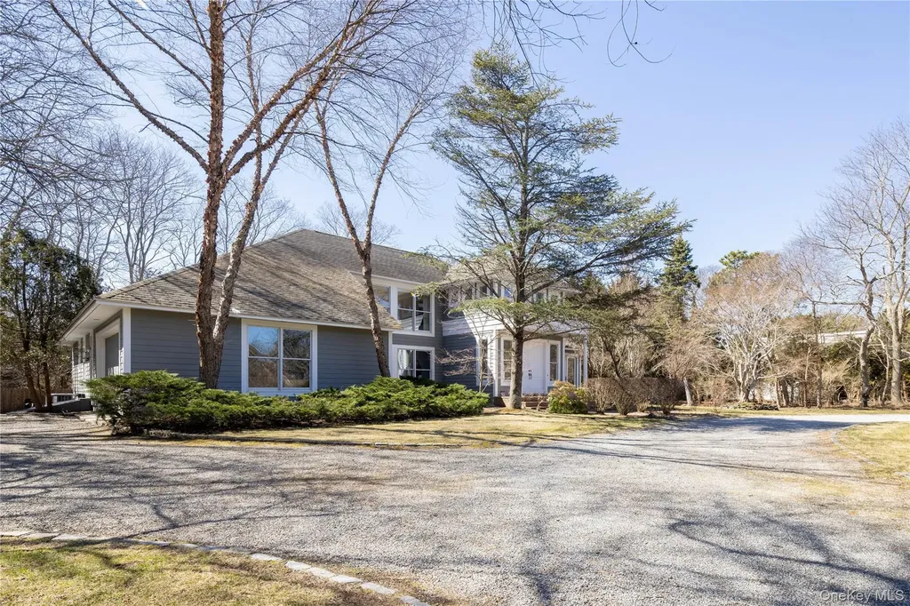3 Plume Grass Way Westhampton NY 11977
