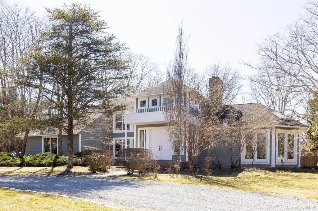 3 Plume Grass Way Westhampton NY 11977