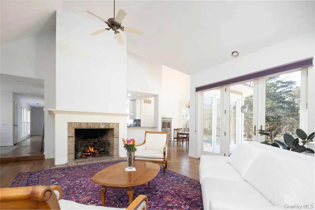 3 Plume Grass Way Westhampton NY 11977