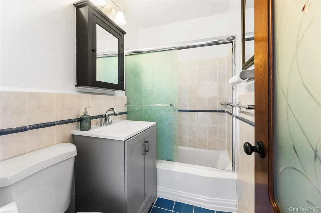 5800 Arlington Avenue Bronx NY 10471
