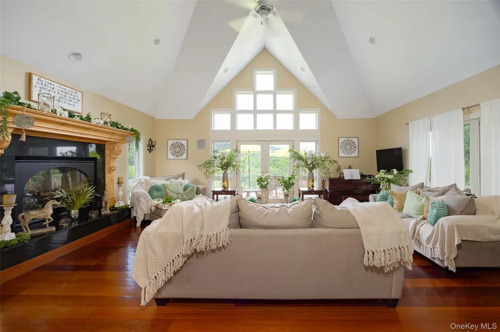 3302 Route 55 Pawling NY 12564