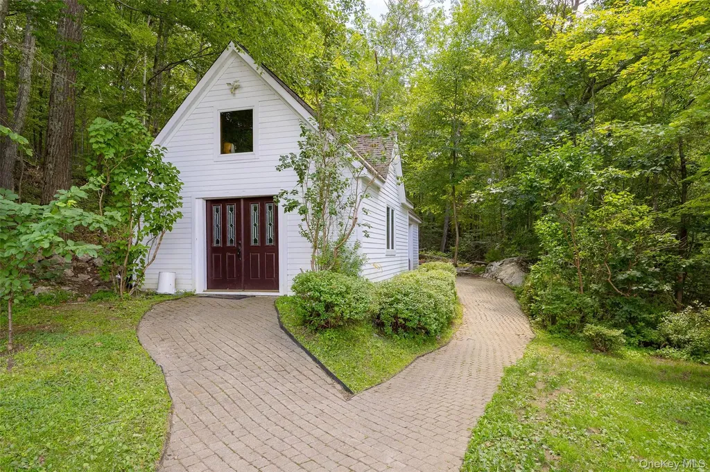 3302 Route 55 Pawling NY 12564
