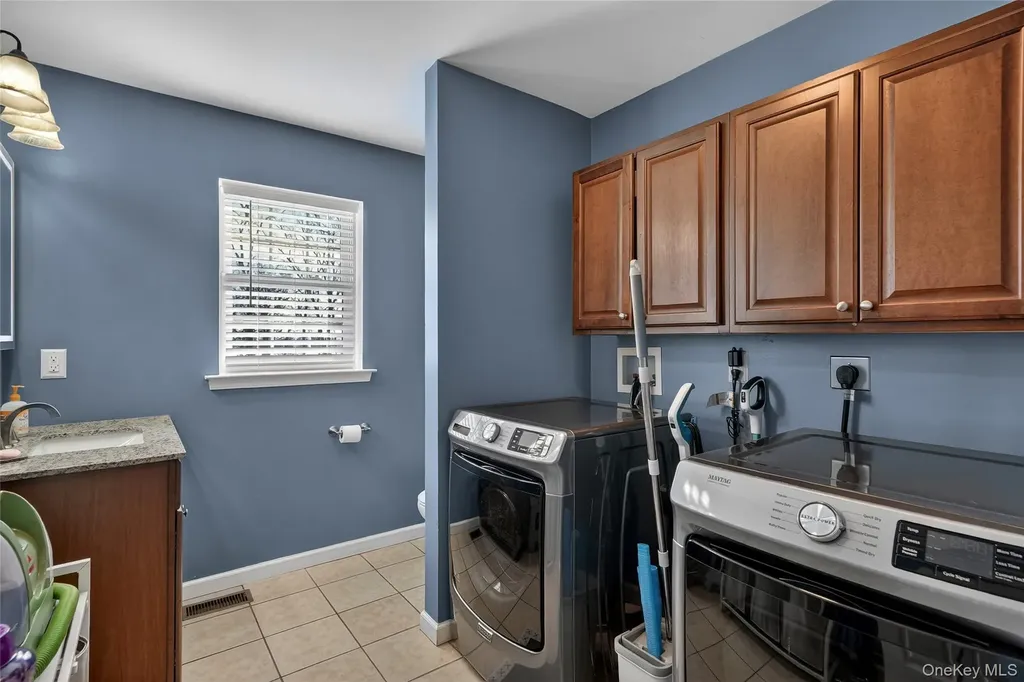 2066 Route 6 Middletown NY 10940