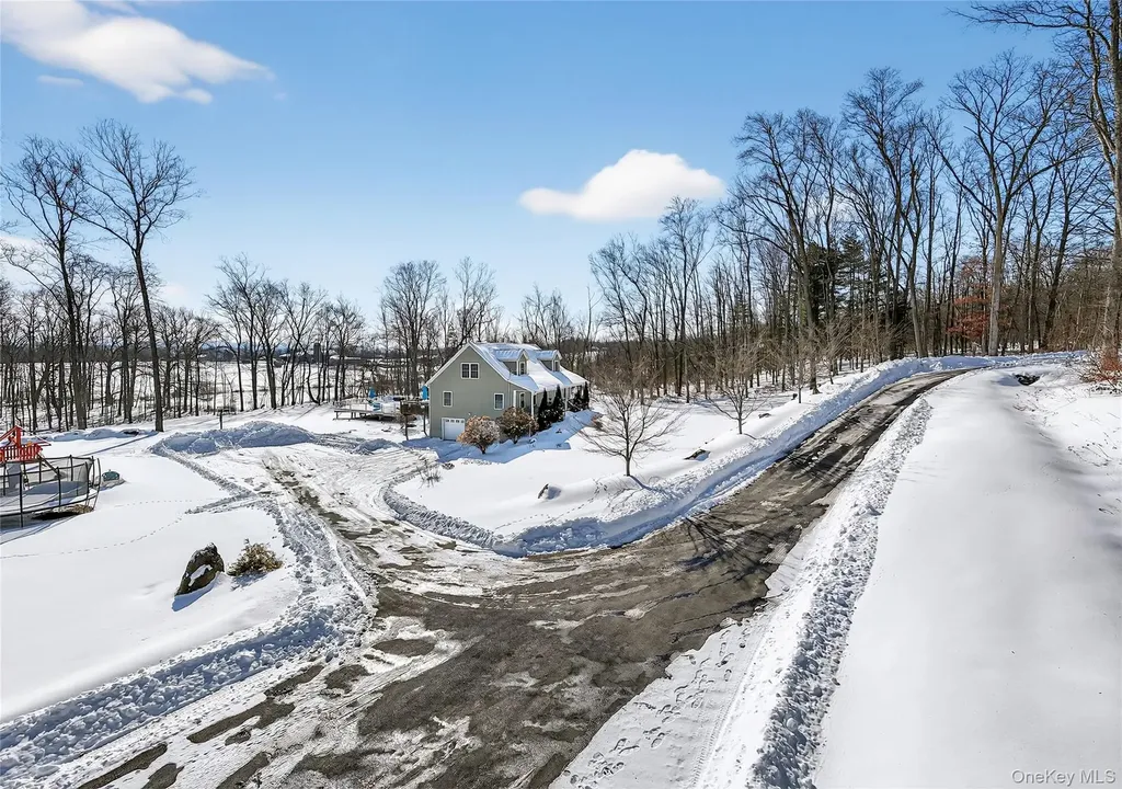 2066 Route 6 Middletown NY 10940