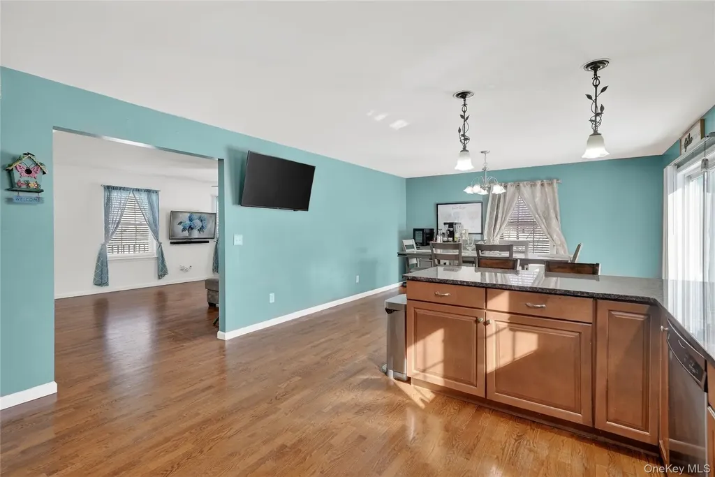 2066 Route 6 Middletown NY 10940