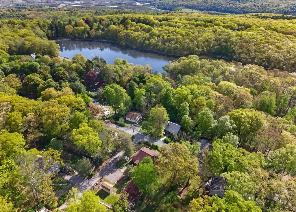 101 Highland Road Monroe NY 10950