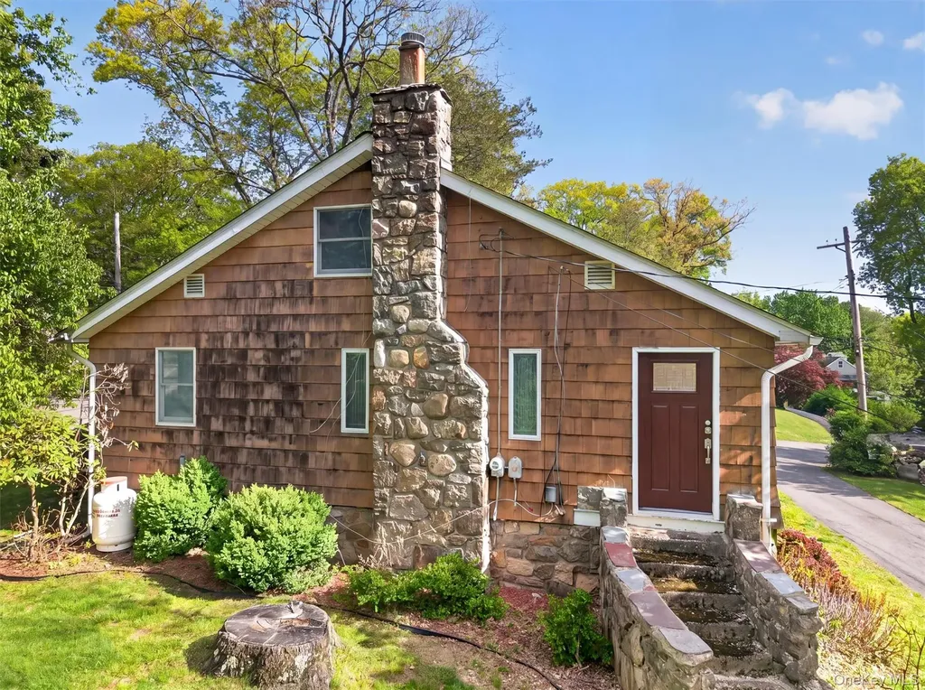 101 Highland Road Monroe NY 10950