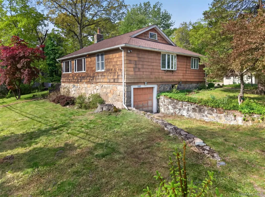 101 Highland Road Monroe NY 10950