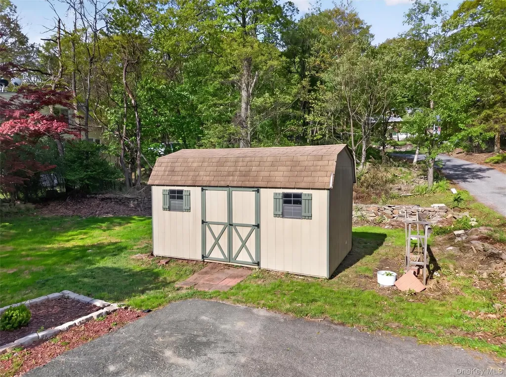 101 Highland Road Monroe NY 10950