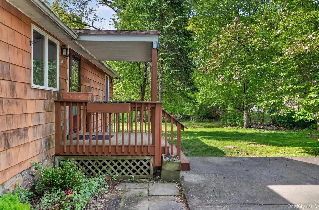101 Highland Road Monroe NY 10950