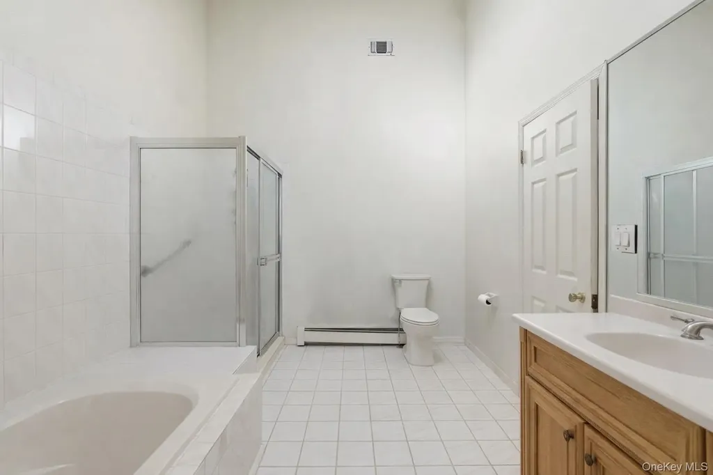 6 Cedarfield Terrace Saint James NY 11780