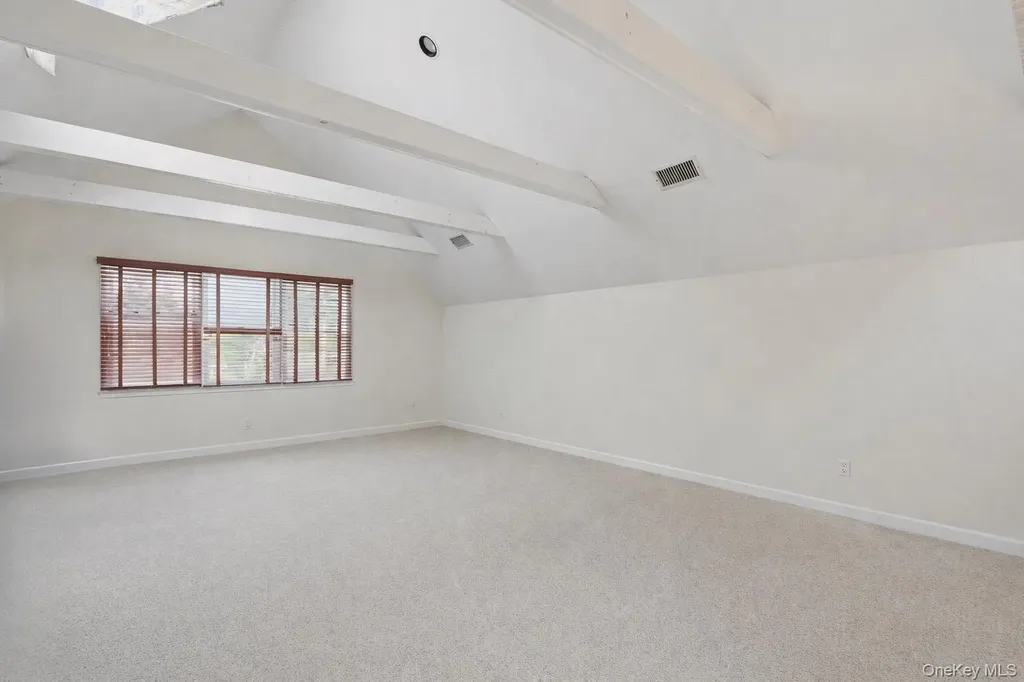 6 Cedarfield Terrace Saint James NY 11780