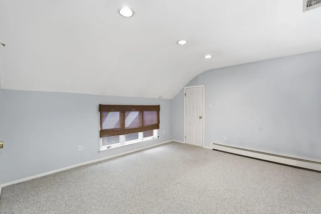 6 Cedarfield Terrace Saint James NY 11780