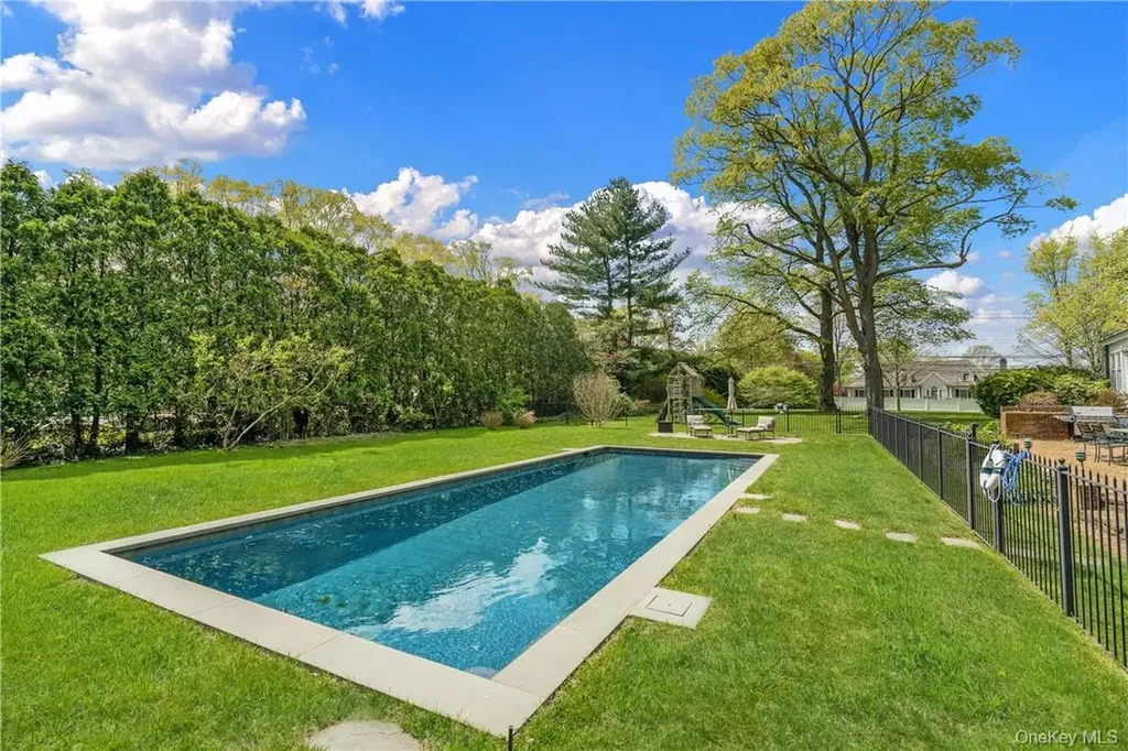 77 Pleasant Ridge Road Harrison NY 10528