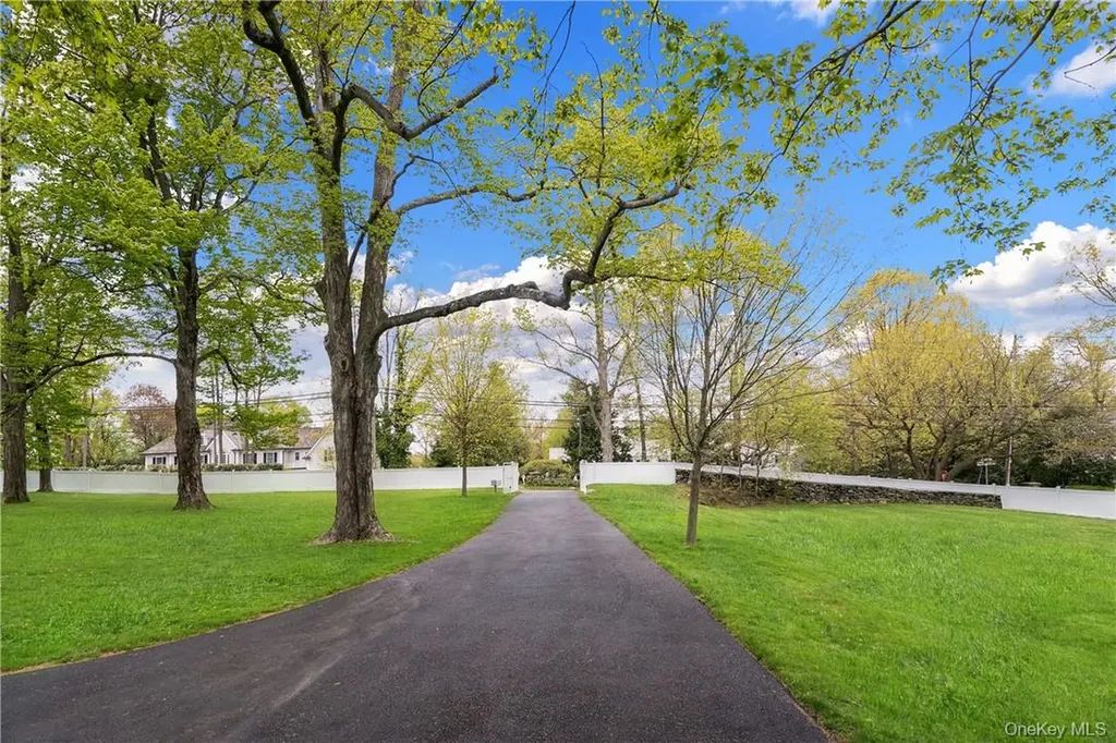 77 Pleasant Ridge Road Harrison NY 10528