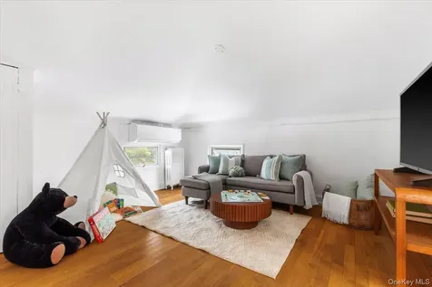 77 Pleasant Ridge Road Harrison NY 10528