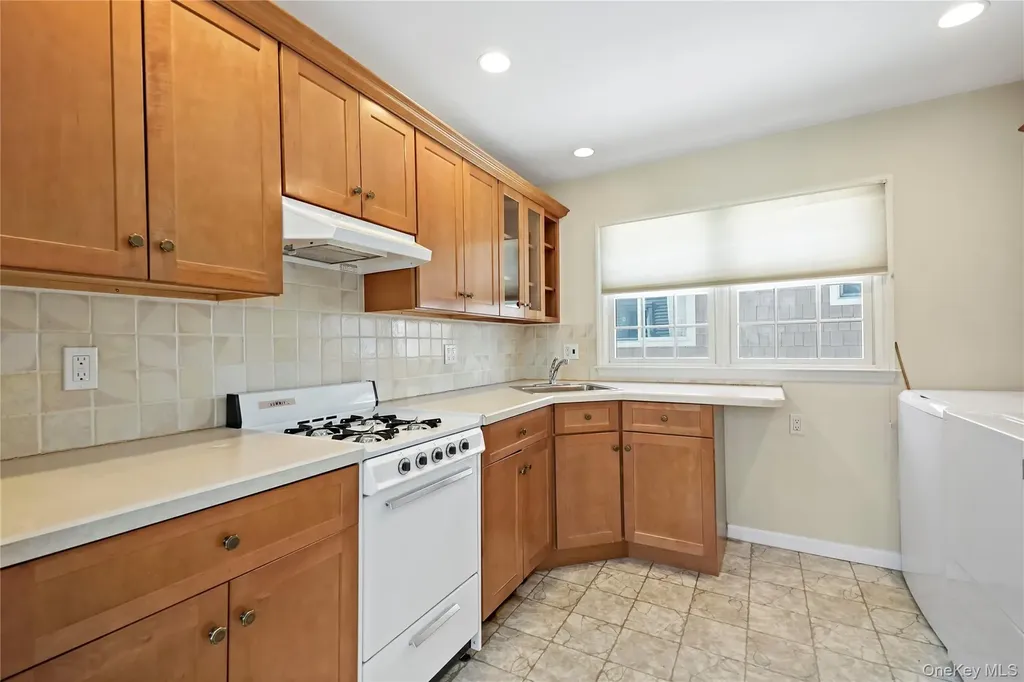 503 Second Avenue Pelham NY 10803