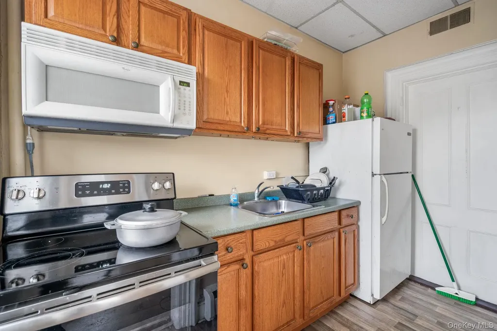 292 Mill Street Poughkeepsie NY 12601
