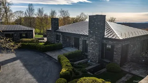 1135 Duell Road Stanfordville NY 12581