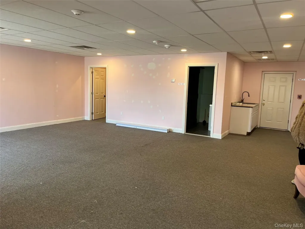 62 Broadway Rocky Point NY 11778