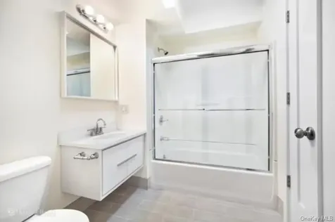 3101 21st Street Astoria NY 11106