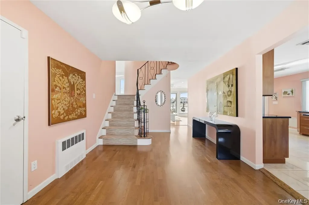 3094 Riverside Drive Wantagh NY 11793