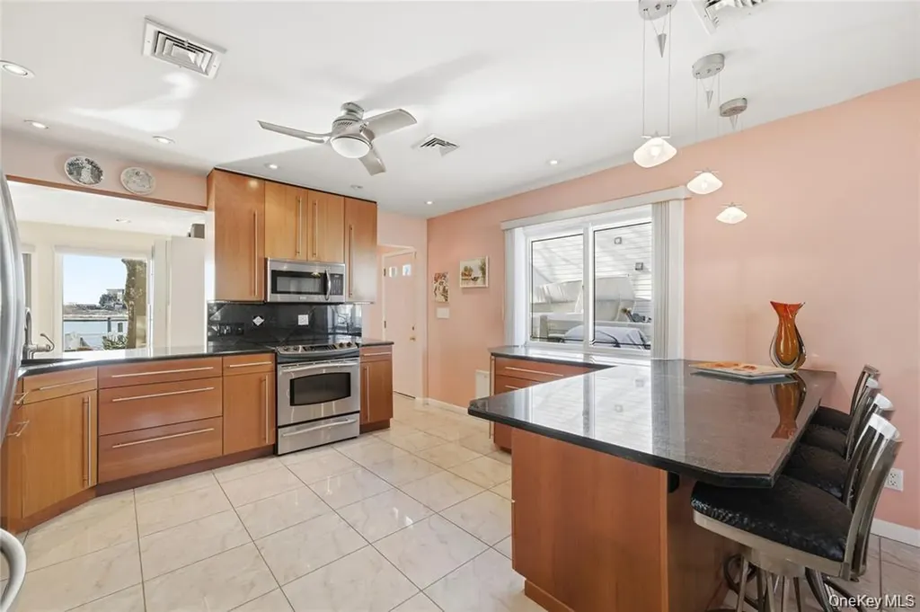 3094 Riverside Drive Wantagh NY 11793