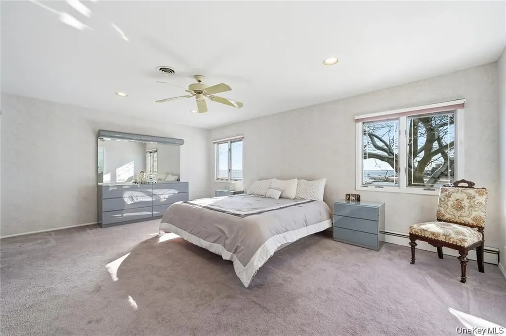 3094 Riverside Drive Wantagh NY 11793